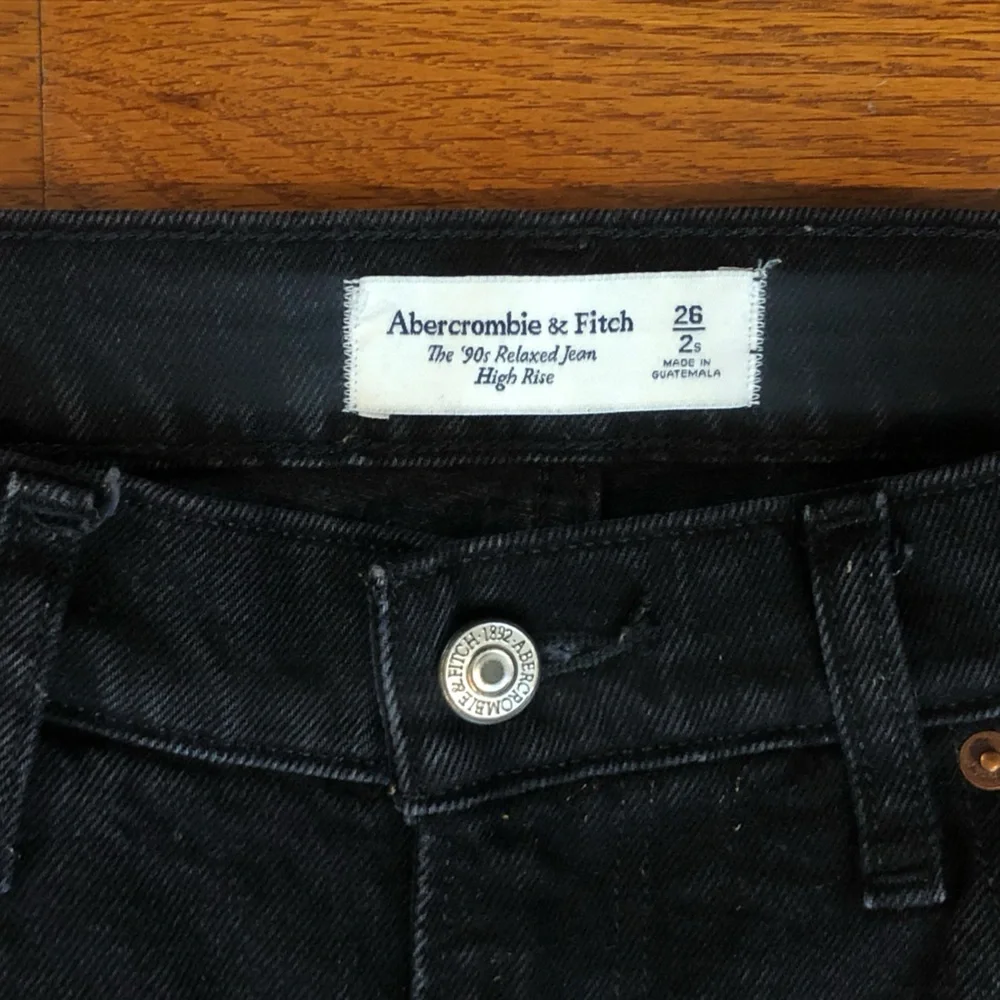 Abercrombie & Fitch Women's Straight Leg Jeans - Black